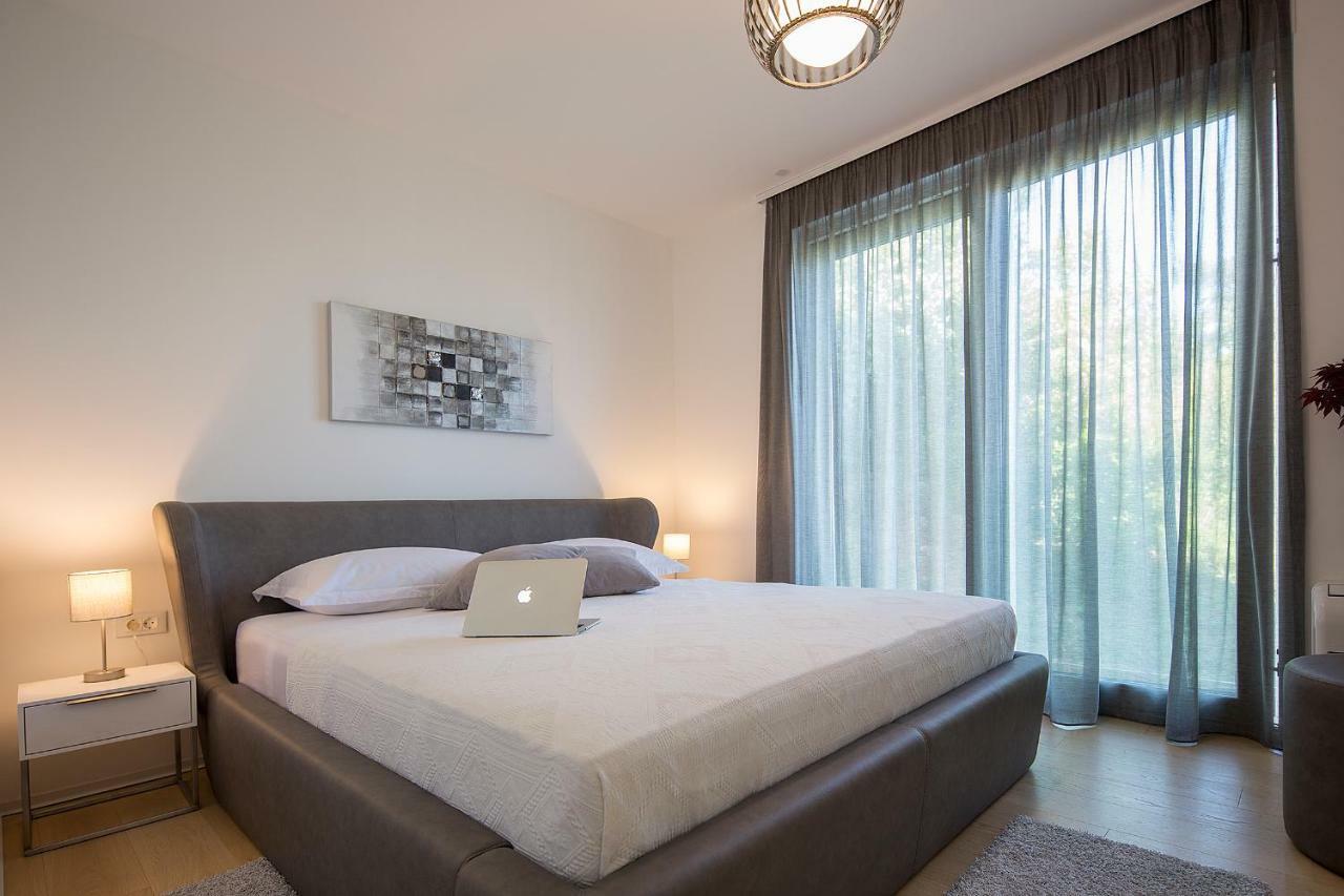 Deluxe Apartments אופטיה מראה חיצוני תמונה